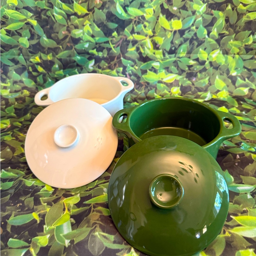 Green and White Ceramic Casserole Dish Set